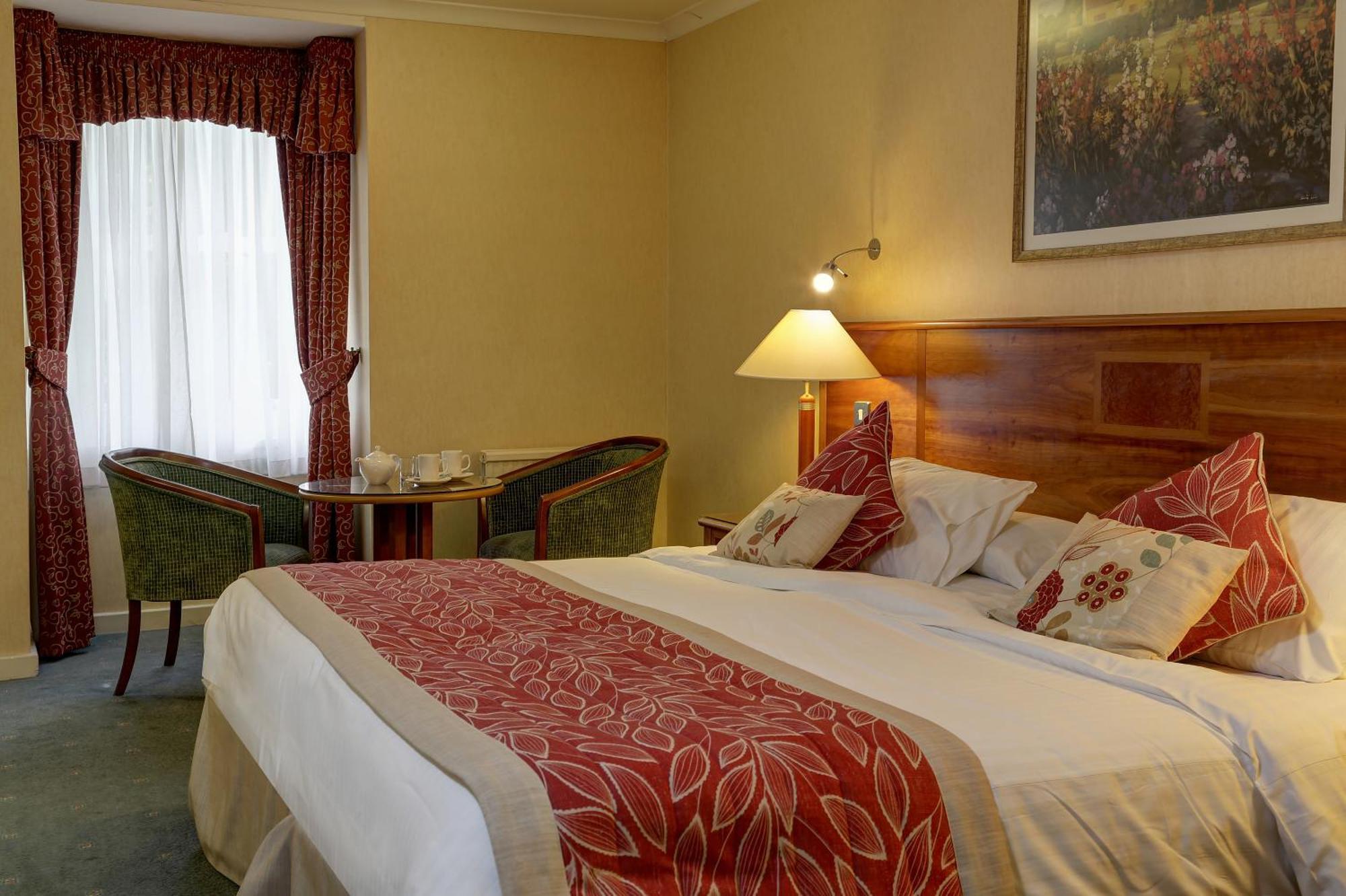 Swindon Blunsdon House Hotel, BW Premier Collection Esterno foto