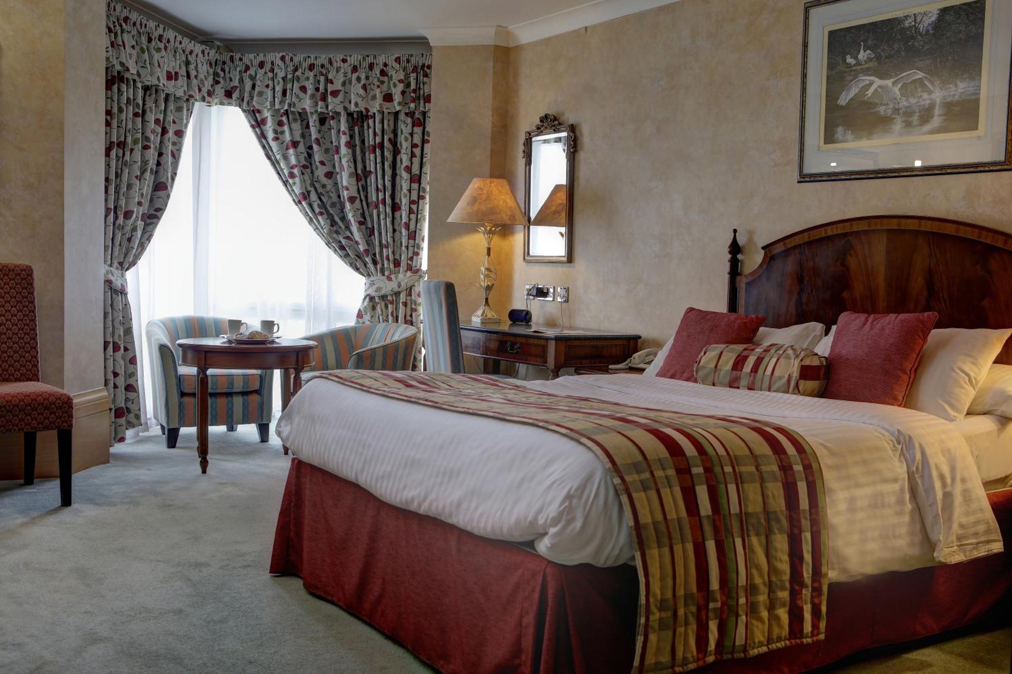 Swindon Blunsdon House Hotel, BW Premier Collection Esterno foto